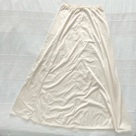 Vintage Kayser Full Length Slip Skirt - Picture 4 of 10